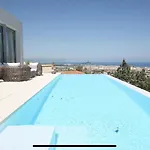 Infinity Villa *